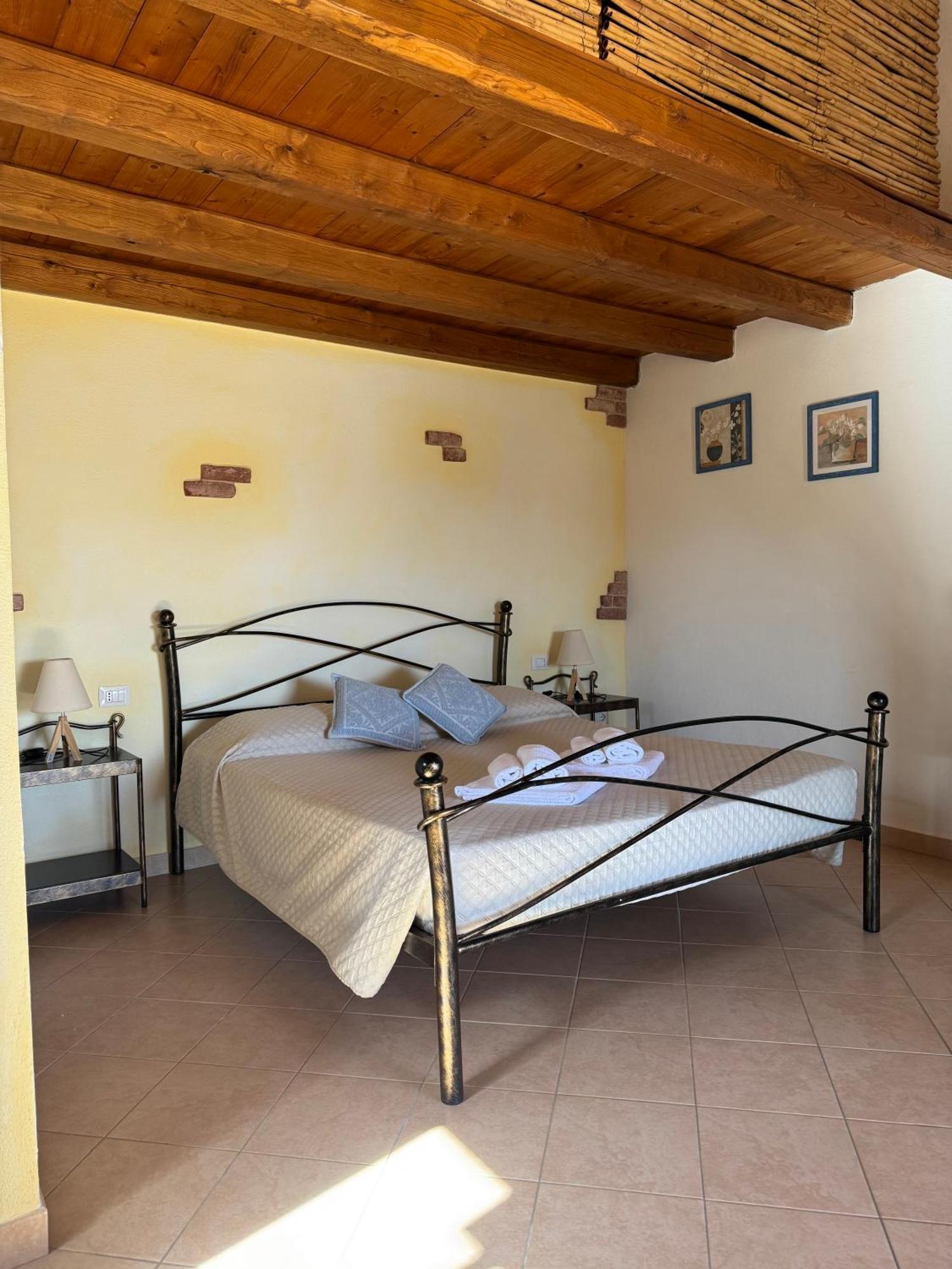 La Minditta San Teodoro  Exterior photo